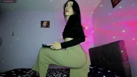 Leyna online show from 02-12-25, 11:09