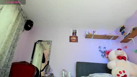 Leyna online show from 12-16-25, 09:42