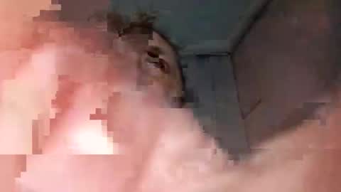 Snapshot of lhg1975 chatting on 11-03-25, 08:10 lhg1975 online show from 11-03-25, 08:10