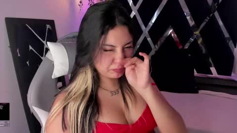 Lia  online show from 01-08-25, 02:25