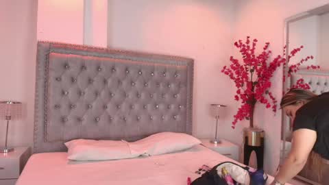 Lia  online show from 04-16-26, 03:29