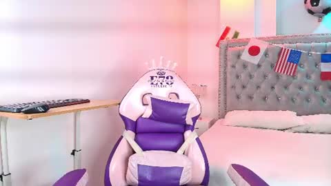 Snapshot of lia_adamsss chatting on 06-26-26, 04:06 Lia online show from 06-26-26, 04:06