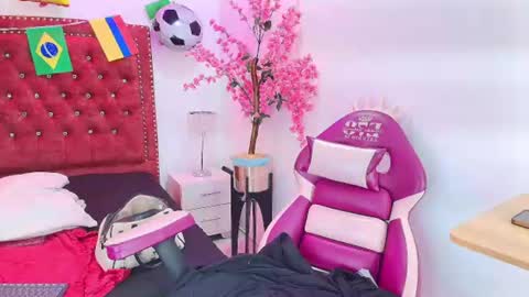 Snapshot of lia_adamsss chatting on 07-05-26, 03:23 Lia online show from 07-05-26, 03:23