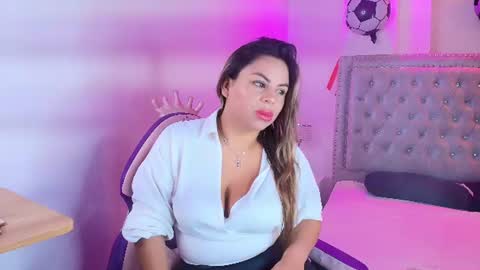 Snapshot of lia_adamsss chatting on 07-11-26, 04:04 Lia online show from 07-11-26, 04:04