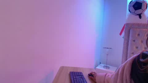 Snapshot of lia_adamsss chatting on 07-17-26, 03:24 Lia online show from 07-17-26, 03:24