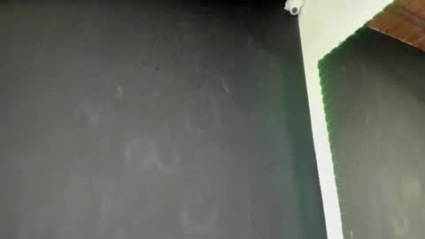 Snapshot of lia_girl2 chatting on 12-20-24, 04:53 Lia online show from 12-20-24, 04:53