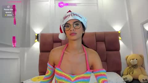 Snapshot of lia_girl2 chatting on 12-26-24, 03:49 Lia online show from 12-26-24, 03:49