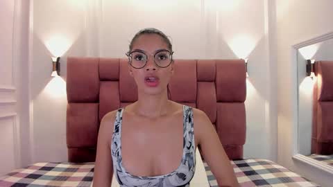 Snapshot of lia_girl2 chatting on 01-30-25, 04:06 Lia online show from 01-30-25, 04:06