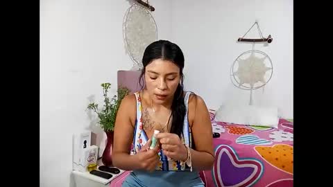Lia online show from 04-28-26, 09:53