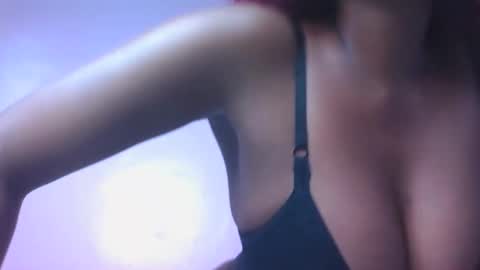 Snapshot of lia_jupiter1 chatting on 02-19-26, 12:01 lia online show from 02-19-26, 12:01