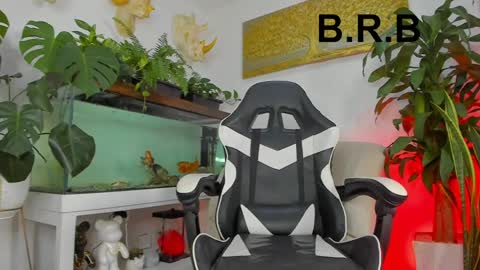 lia_lovelly online show from 04-10-26, 05:01