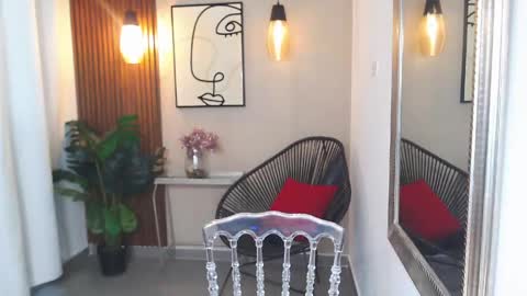 LIA online show from 04-21-26, 06:12