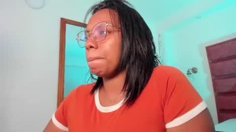 Snapshot of lia_mariana chatting on 06-14-26, 10:23 lia_mariana online show from 06-14-26, 10:23