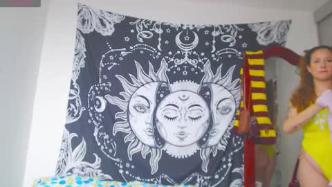 Lia Monroe online show from 11-14-25, 04:49