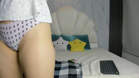 Lia online show from 03-25-26, 08:26