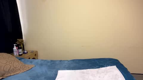 Little Queen Lia  online show from 02-14-26, 10:39