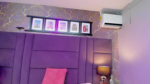   online show from 03-12-26, 01:06