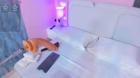Lia  online show from 06-27-26, 04:39