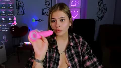 Lia online show from 10-05-25, 12:53