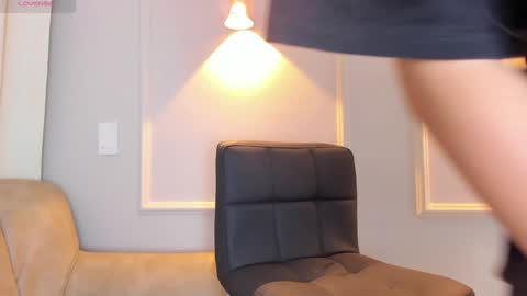 Snapshot of lia_walton__ chatting on 12-12-24, 12:22 liz walton online show from 12-12-24, 12:22