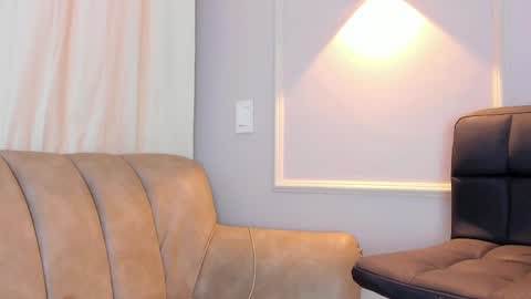 Snapshot of lia_walton__ chatting on 09-11-25, 12:16 liz walton online show from 09-11-25, 12:16