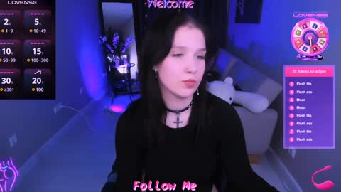 Lia online show from 12-15-24, 10:07