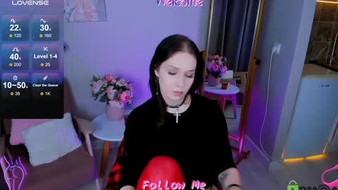 Lia online show from 01-29-25, 12:12