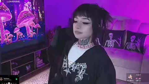 Snapshot of liaa_rodriguezz chatting on 02-13-25, 04:50 Liaa online show from 02-13-25, 04:50