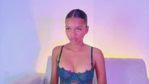 Lia online show from 05-24-26, 08:14