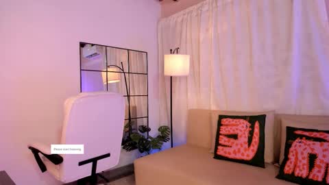 Lia online show from 03-24-26, 12:21