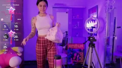Snapshot of liabutera chatting on 04-07-26, 10:42 Lia Butera online show from 04-07-26, 10:42