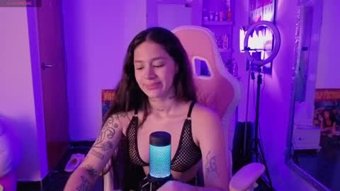 Snapshot of liabutera chatting on 04-27-26, 08:51 Lia Butera online show from 04-27-26, 08:51