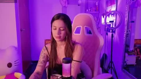 Lia Butera online show from 06-14-26, 08:33