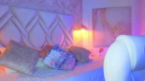 Lia Cox online show from 04-02-26, 03:04