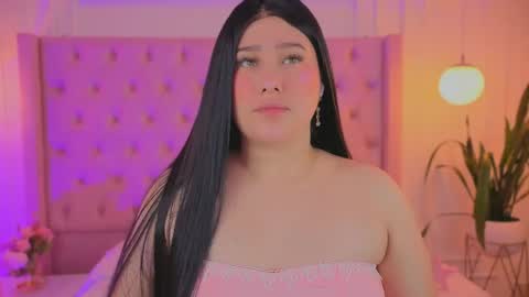 Snapshot of liacox chatting on 05-10-26, 09:03 Lia Cox online show from 05-10-26, 09:03