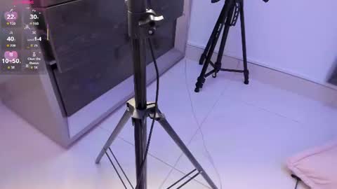 LiaDurand online show from 06-12-26, 10:58