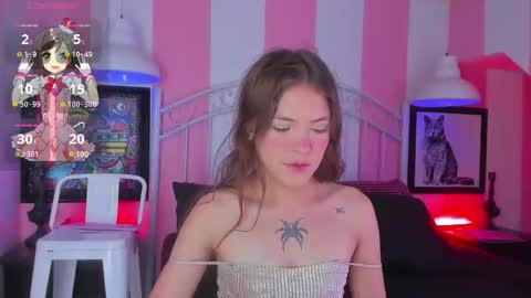 Snapshot of liah_grey8 chatting on 11-27-25, 08:44 ---Liah--- online show from 11-27-25, 08:44