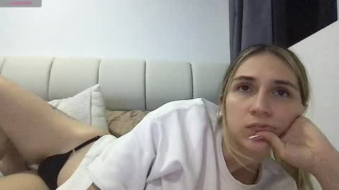 Amy online show from 03-12-26, 01:56