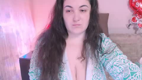 miss Lia  colection for travel online show from 03-02-25, 03:48