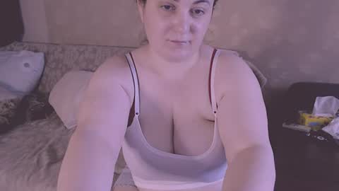 Snapshot of liahsofty chatting on 07-26-26, 12:34 miss Lia colection for travel online show from 07-26-26, 12:34