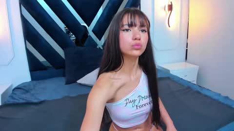 Snapshot of liajohnnson chatting on 11-23-25, 04:12 liajohnnson online show from 11-23-25, 04:12