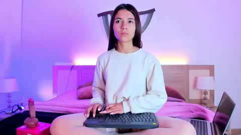 Snapshot of liajohnnson chatting on 02-17-26, 04:09 liajohnnson online show from 02-17-26, 04:09