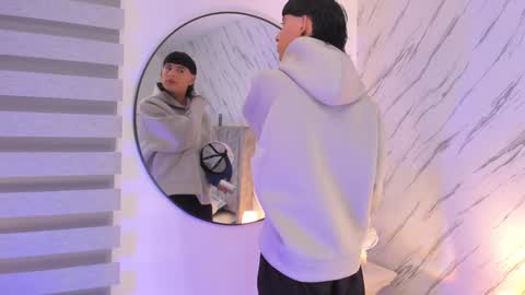 Snapshot of liam_055 chatting on 01-10-25, 06:42 Liam online show from 01-10-25, 06:42