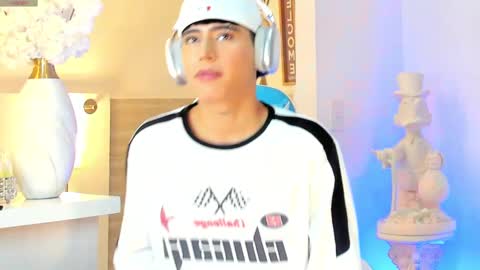 Snapshot of liam_055 chatting on 09-08-25, 11:59 Liam online show from 09-08-25, 11:59