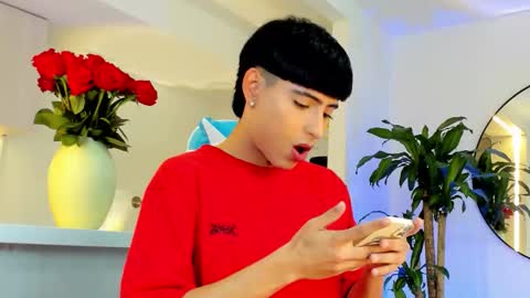 Snapshot of liam_055 chatting on 11-03-25, 02:51 Liam online show from 11-03-25, 02:51