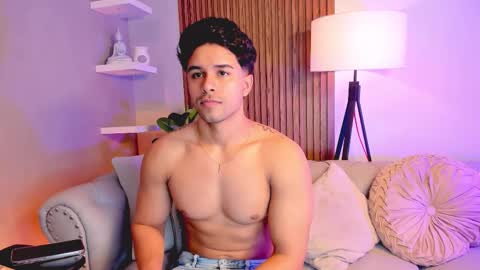 Liam Collins online show from 11-26-25, 11:55