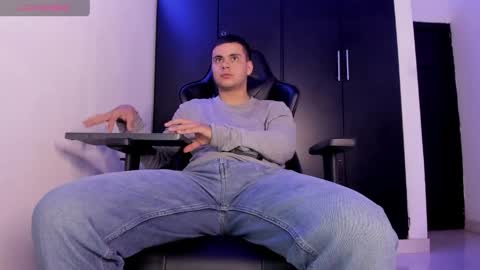 Liam online show from 04-27-26, 02:31