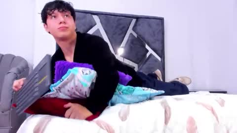 Call me Lian online show from 01-18-26, 12:20