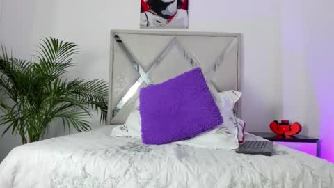 Call me Lian online show from 03-30-26, 12:17