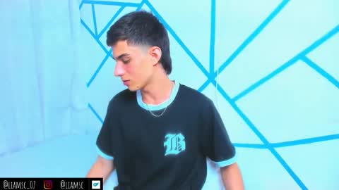 Liam scott77 online show from 10-30-25, 09:59